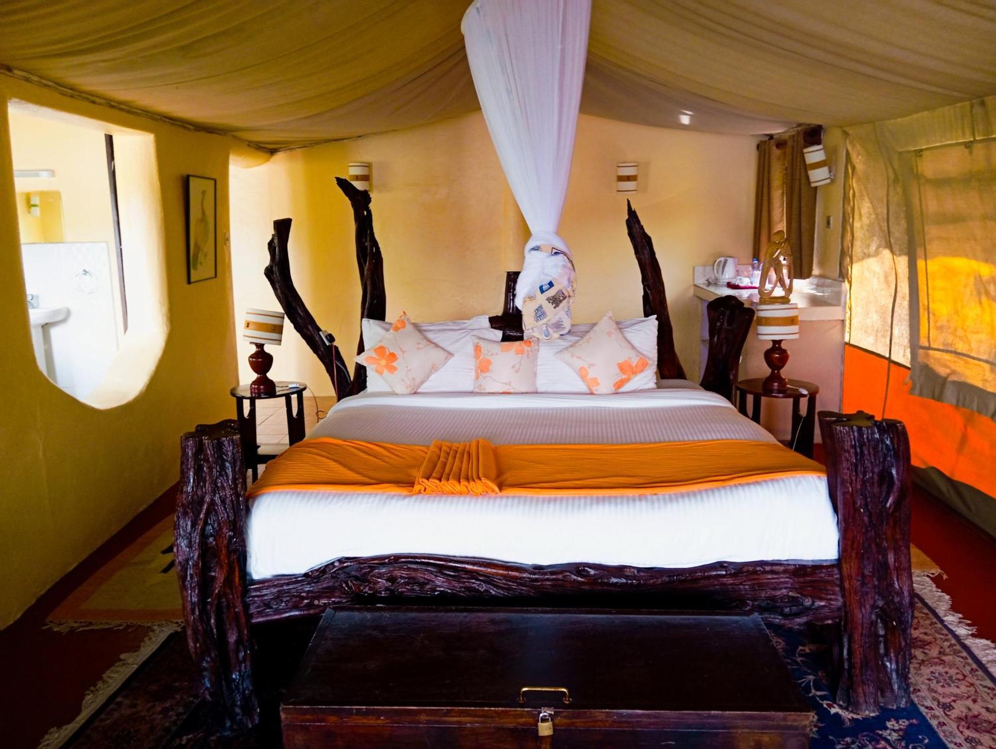 Crater Lake Tented Camp And Game Sanctuary Naivasha Extérieur photo